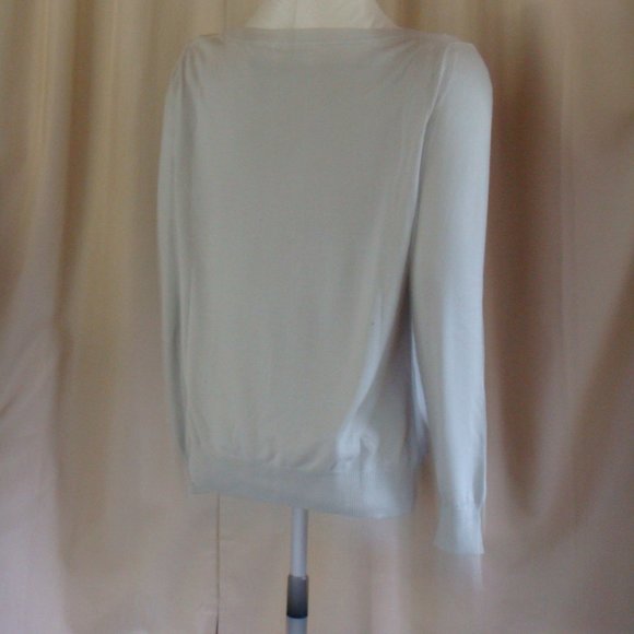 Moda by Victoria's Secret Sweater - Picture 2 of 3